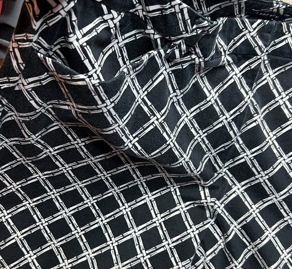 Jones NY Capri Pants Women's Size 16 Black White Bamboo Trellis Print - Picture 15 of 16